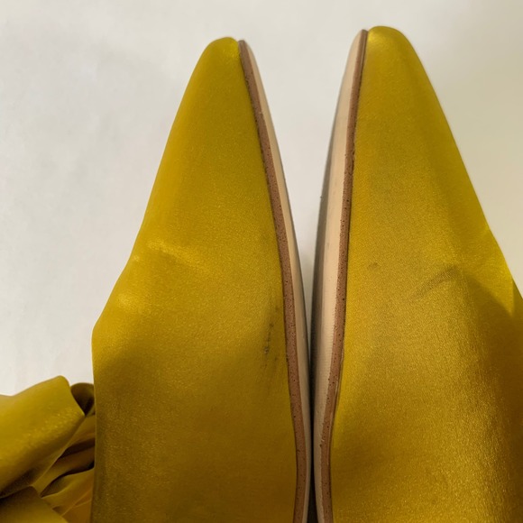 Jeffrey Campbell Anthropologie Flats 7.5 Yellow Satin Oversized Big Bow Coquette - Picture 9 of 12